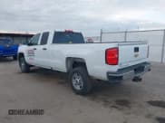 ✅ 2017 Chevrolet Silverado 2500HD Work Truck • VIN: 1GC2CUEGXHZ302190 • Lot: 42050349. Wystawiony na IAAI z przebiegiem 213 413 mil. Bezpłatny archiwum sprzedaży aukcyjnych z USA i szczegółowy raport historii pojazdu na DreamBid. Zdjęcie 3.