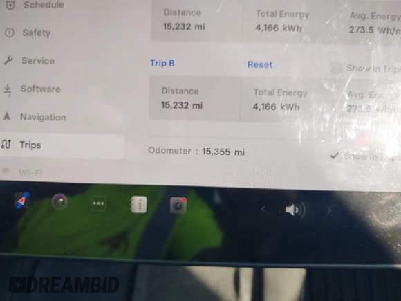 ✅ 2024 Tesla Model Y Long Range • VIN: 7SAYGDEE9RA305070 • Lot: 43440025. Listed on IAAI with 15,355 mi. Free auction sales archive from the USA and detailed vehicle history report at DreamBid. Image 7.