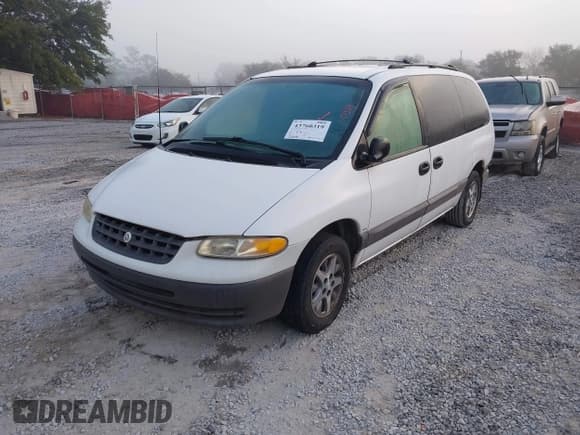 ✅ 1996 Plymouth Voyager SE • VIN: 1P4GP44R5TB194006 • Lot: 43760319. Wystawiony na IAAI z przebiegiem 128 434 mil. Bezpłatny archiwum sprzedaży aukcyjnych z USA i szczegółowy raport historii pojazdu na DreamBid. Zdjęcie 2.