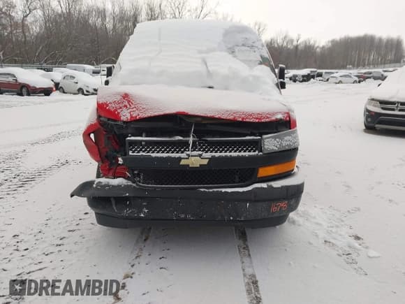 ✅ 2018 Chevrolet Express Cargo • VIN: 1GCWGAFPXJ1207829 • Lot: 43651678. Listed on IAAI with 133,085 mi. Free auction sales archive from the USA and detailed vehicle history report at DreamBid. Image 12.