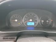 ✅ 2010 Hyundai Santa Fe SE • VIN: 5NMSH4AG7AH401115 • Lot: 79569044. Listed on Copart with 107,166 mi. Free auction sales archive from the USA and detailed vehicle history report at DreamBid. Image 9.