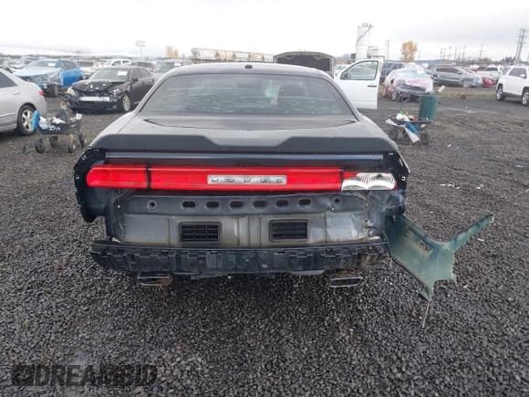 ✅ 2012 Dodge Challenger SXT • VIN: 2C3CDYAG3CH118222 • Lot: 40938459. Wystawiony na IAAI z przebiegiem 94 868 mil. Bezpłatny archiwum sprzedaży aukcyjnych z USA i szczegółowy raport historii pojazdu na DreamBid. Zdjęcie 17.