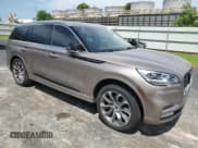 ✅ 2021 Lincoln Aviator Grand Touring • VIN: 5LMYJ8XY6MNL01108 • Lot: 63225555. Wystawiony na Copart z przebiegiem 40 974 mil. Bezpłatny archiwum sprzedaży aukcyjnych z USA i szczegółowy raport historii pojazdu na DreamBid. Zdjęcie 4.