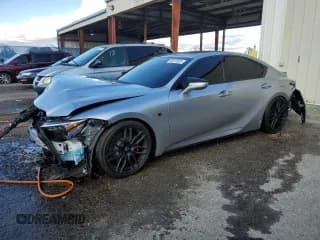✅ 2023 Lexus IS 500 F Sport Performance • VIN: JTHAP1D28P5004830 • Lot: 46815625. Wystawiony na Copart z przebiegiem 12 214 mil. Bezpłatny archiwum sprzedaży aukcyjnych z USA i szczegółowy raport historii pojazdu na DreamBid. Zdjęcie 1.