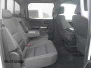 ✅ 2018 Chevrolet Silverado 1500 LT • VIN: 3GCPCREH1JG235884 • Lot: 43688501. Wystawiony na IAAI z przebiegiem 160 696 mil. Bezpłatny archiwum sprzedaży aukcyjnych z USA i szczegółowy raport historii pojazdu na DreamBid. Zdjęcie 8.