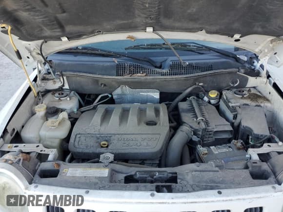 ✅ 2010 Jeep Compass Sport • VIN: 1J4NT4FB8AD562164 • Lot: 88820635. Listed on Copart with 171,124 mi. Free auction sales archive from the USA and detailed vehicle history report at DreamBid. Image 11.