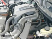 ✅ 2003 Lincoln Town Car Signature • VIN: 1LNHM82W93Y609757 • Lot: 43341797. Wystawiony na IAAI z przebiegiem 157 469 mil. Bezpłatny archiwum sprzedaży aukcyjnych z USA i szczegółowy raport historii pojazdu na DreamBid. Zdjęcie 12.