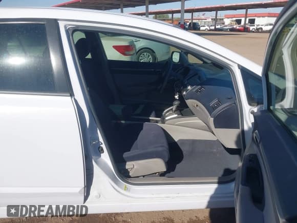 ✅ 2009 Honda Civic • VIN: JHMFA36259S015577 • Lot: 43663762. Listed on IAAI with 127,353 mi. Free auction sales archive from the USA and detailed vehicle history report at DreamBid. Image 5.