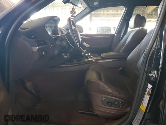 ✅ 2008 BMW X5 3.0si • VIN: 5UXFE43578L036772 • Lot: 80710975. Listed on Copart with Not provided. Free auction sales archive from the USA and detailed vehicle history report at DreamBid. Image 7.