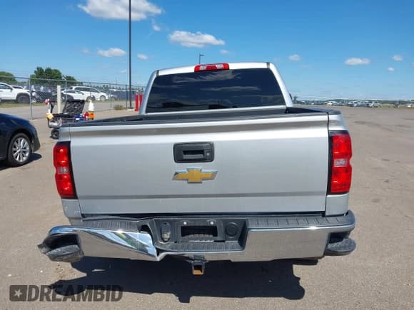 ✅ 2017 Chevrolet Silverado 1500 LT • VIN: 3GCUKREC2HG165025 • Lot: 43055155. Listed on IAAI with 160,381 mi. Free auction sales archive from the USA and detailed vehicle history report at DreamBid. Image 16.