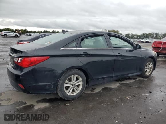 ✅ 2014 Hyundai Sonata GLS • VIN: 5NPEB4AC0EH937747 • Lot: 72225854. Listed on Copart with 137,881 mi. Free auction sales archive from the USA and detailed vehicle history report at DreamBid. Image 3.