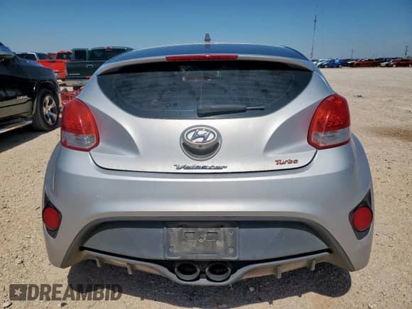 2015 Hyundai Veloster Turbo R-Spec z VIN KMHTC6AE5FU237176, wystawiony jako Copart lot #60752925 z przebiegiem 80 702 mil mil oraz Szkoda całkowita • Salvage title. Historia ofert i sprzedaży dostępna na DreamBid. Obrazek 6.