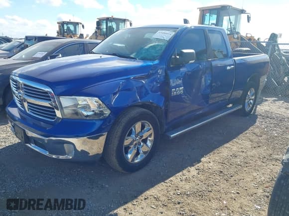 ✅ 2015 Ram 1500 SLT • VIN: 1C6RR6GG4FS615061 • Lot: 43480414. Listed on IAAI with 117,255 mi. Free auction sales archive from the USA and detailed vehicle history report at DreamBid. Image 2.