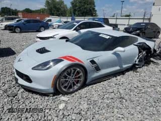 2019 Chevrolet Corvette Grand Sport 2LT with VIN 1G1YY2D72K5113302, listed as a Copart auction lot 58001205 with 10,225 mi miles and Salvage title. Bid and sale history available at DreamBid. Image 1.