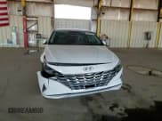 ✅ 2023 Hyundai Elantra Limited • VIN: KMHLN4AJ8PU055985 • Lot: 69944155. Wystawiony na Copart z przebiegiem 53 935 mil. Bezpłatny archiwum sprzedaży aukcyjnych z USA i szczegółowy raport historii pojazdu na DreamBid. Zdjęcie 13.