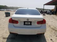 ✅ 2016 BMW 3 Series 340i xDrive • VIN: WBA8B7C59GK702813 • Лот: 59461675. Опубликован ранее на Copart с пробегом 26 373 миль. Бесплатный доступ к архиву аукционных продаж из США и подробный отчёт об истории автомобиля на DreamBid. Изображение 6.