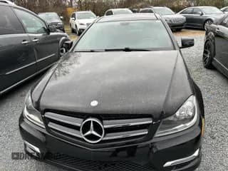 ✅ 2015 Mercedes-Benz C 250 • VIN: WDDGJ4HB5FG402644 • Lot: 43811716. Wystawiony na IAAI z przebiegiem 102 011 mil. Bezpłatny archiwum sprzedaży aukcyjnych z USA i szczegółowy raport historii pojazdu na DreamBid. Zdjęcie 6.