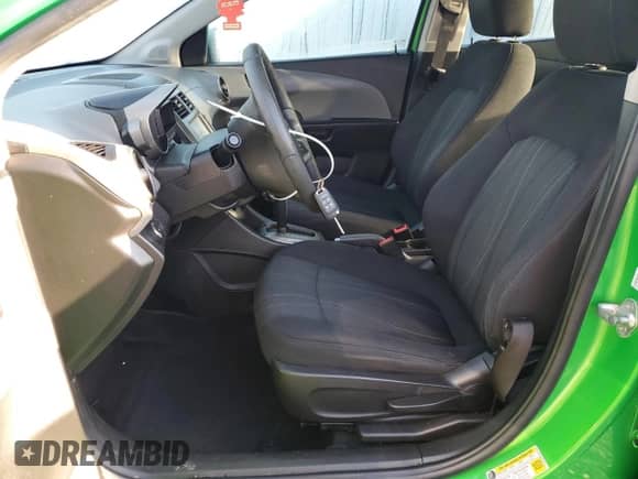 ✅ 2014 Chevrolet Sonic LT • VIN: 1G1JC5SH0E4236278 • Лот: 73875594. Размещён на Copart с пробегом 110 929 миль миль. Получите бесплатный доступ к архиву аукционных продаж из США и посмотрите подробный отчёт об истории автомобиля на DreamBid. Изображение 7.