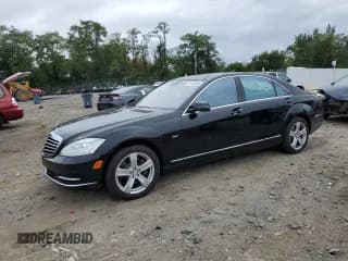 ✅ 2012 Mercedes-Benz S 550 • VIN: WDDNG9EB2CA473046 • Lot: 71740765. Wystawiony na Copart z przebiegiem 158 935 mil. Bezpłatny archiwum sprzedaży aukcyjnych z USA i szczegółowy raport historii pojazdu na DreamBid. Zdjęcie 1.