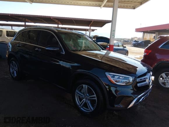 ✅ 2021 Mercedes-Benz GLC 300 • VIN: W1N0G8DB2MV275392 • Лот: 43787915. Опубликован ранее на IAAI с пробегом 78 320 миль. Бесплатный доступ к архиву аукционных продаж из США и подробный отчёт об истории автомобиля на DreamBid. Изображение 1.