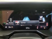 ✅ 2025 GMC Acadia FWD Elevation • VIN: 1GKENKRSXSJ295245 • Лот: 89493595. Опубликован ранее на Copart с пробегом 1 675 миль. Бесплатный доступ к архиву аукционных продаж из США и подробный отчёт об истории автомобиля на DreamBid. Изображение 9.