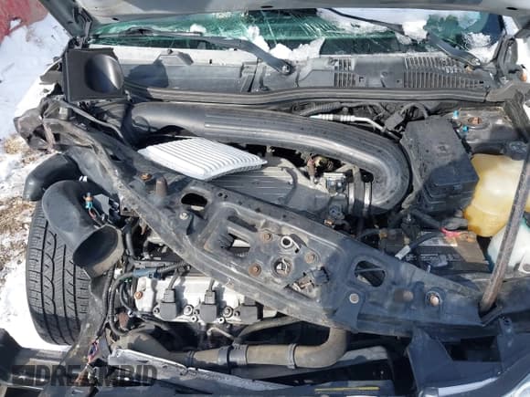 ✅ 2007 Saturn VUE V6 • VIN: 5GZCZ63427S821554 • Lot: 41285509. Wystawiony na IAAI z przebiegiem 77 740 mil. Bezpłatny archiwum sprzedaży aukcyjnych z USA i szczegółowy raport historii pojazdu na DreamBid. Zdjęcie 10.