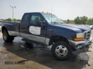 ✅ 2001 Ford F-350 XL • VIN: 1FTWX33F31EA42271 • Лот: 56641945. Опубликован ранее на Copart с пробегом 140 888 миль. Бесплатный доступ к архиву аукционных продаж из США и подробный отчёт об истории автомобиля на DreamBid. Изображение 4.