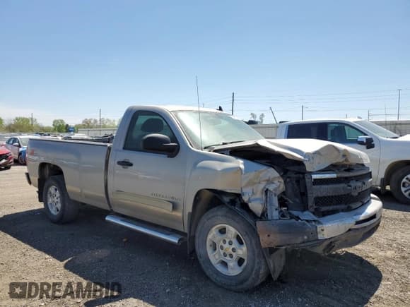 ✅ 2009 Chevrolet Silverado 1500 • VIN: 1GCEK24099Z237813 • Лот: 54860645. Опубликован ранее на Copart с пробегом 107 525 миль. Бесплатный доступ к архиву аукционных продаж из США и подробный отчёт об истории автомобиля на DreamBid. Изображение 4.