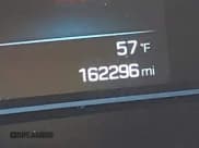 ✅ 2017 Hyundai Ioniq Limited • VIN: KMHC85LC4HU020843 • Lot: 41727859. Wystawiony na IAAI z przebiegiem 162 296 mil. Bezpłatny archiwum sprzedaży aukcyjnych z USA i szczegółowy raport historii pojazdu na DreamBid. Zdjęcie 16.