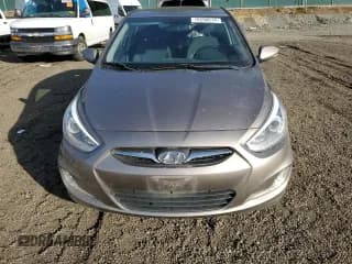 ✅ 2014 Hyundai Accent SE • VIN: KMHCU5AE3EU189179 • Лот: 76290614. Опубликован ранее на Copart с пробегом 105 053 миль. Бесплатный доступ к архиву аукционных продаж из США и подробный отчёт об истории автомобиля на DreamBid. Изображение 5.