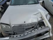 ✅ 2000 Mercedes-Benz C 230/260/280/320 • VIN: WDBHA29G8YA830399 • Lot: 86919894. Wystawiony na Copart z przebiegiem 89 183 mil. Bezpłatny archiwum sprzedaży aukcyjnych z USA i szczegółowy raport historii pojazdu na DreamBid. Zdjęcie 11.