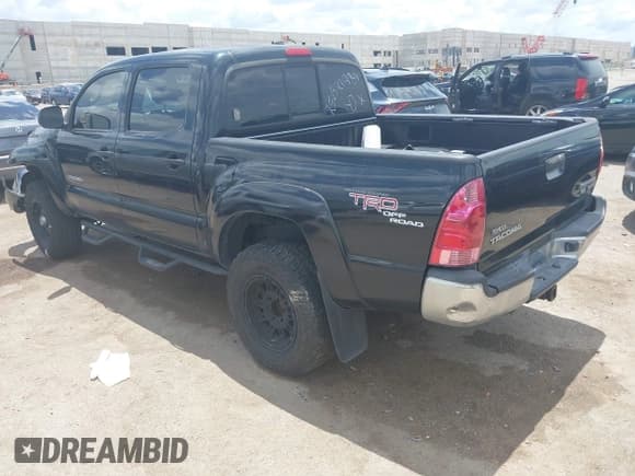 ✅ 2010 Toyota Tacoma PreRunner • VIN: 3TMJU4GN9AM098977 • Lot: 42642799. Listed on IAAI with 206,056 mi. Free auction sales archive from the USA and detailed vehicle history report at DreamBid. Image 3.