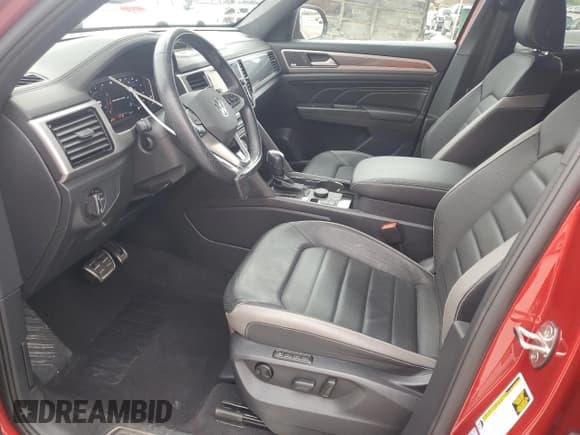 ✅ 2020 Volkswagen Atlas SEL Premium R-Line • VIN: 1V2TE2CA5LC221240 • Lot: 82146835. Listed on Copart with 39,271 mi. Free auction sales archive from the USA and detailed vehicle history report at DreamBid. Image 7.