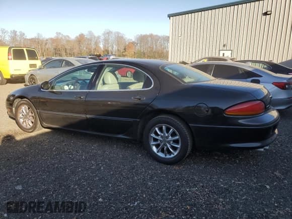 ✅ 2003 Chrysler Concorde Limited • VIN: 2C3AD56G23H541243 • Лот: 91761435. Опубликован ранее на Copart с пробегом 138 108 миль. Бесплатный доступ к архиву аукционных продаж из США и подробный отчёт об истории автомобиля на DreamBid. Изображение 2.