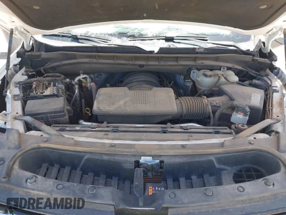 ✅ 2021 Chevrolet Suburban LT • VIN: 1GNSKCKD2MR144193 • Lot: 42848977. Wystawiony na IAAI z przebiegiem 117 662 mil. Bezpłatny archiwum sprzedaży aukcyjnych z USA i szczegółowy raport historii pojazdu na DreamBid. Zdjęcie 10.