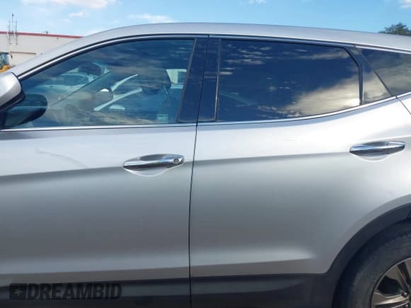 ✅ 2016 Hyundai Santa Fe • VIN: 5XYZTDLB3GG352481 • Лот: 43458892. Опубликован ранее на IAAI с пробегом 220 064 миль. Бесплатный доступ к архиву аукционных продаж из США и подробный отчёт об истории автомобиля на DreamBid. Изображение 14.