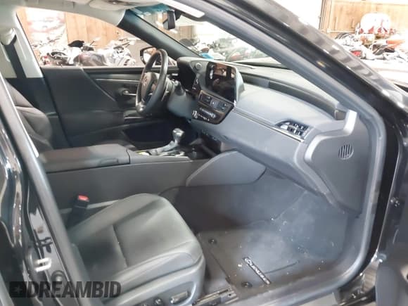 ✅ 2023 Lexus ES 350 • VIN: 58ADZ1B14PU150591 • Lot: 42719922. Wystawiony na IAAI z przebiegiem 42 523 mil. Bezpłatny archiwum sprzedaży aukcyjnych z USA i szczegółowy raport historii pojazdu na DreamBid. Zdjęcie 5.