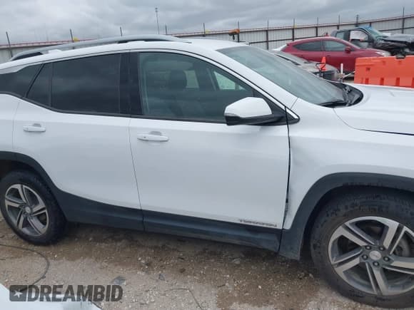 ✅ 2020 GMC Terrain SLT • VIN: 3GKALVEV0LL102925 • Lot: 41816841. Listed on IAAI with 97,168 mi. Free auction sales archive from the USA and detailed vehicle history report at DreamBid. Image 13.