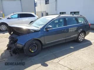 ✅ 2007 Volkswagen Passat 2.0T • VIN: WVWLK73C87E000797 • Lot: 48814165. Wystawiony na Copart z przebiegiem 156 969 mil. Bezpłatny archiwum sprzedaży aukcyjnych z USA i szczegółowy raport historii pojazdu na DreamBid. Zdjęcie 1.
