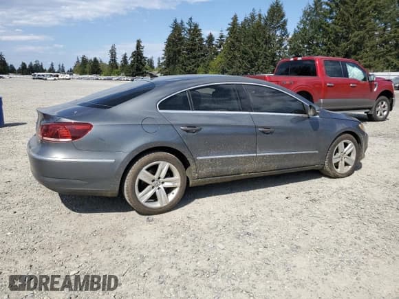 ✅ 2016 Volkswagen CC Sport • VIN: WVWBP7AN7GE503528 • Лот: 55075075. Опубликован ранее на Copart с пробегом 126 949 миль. Бесплатный доступ к архиву аукционных продаж из США и подробный отчёт об истории автомобиля на DreamBid. Изображение 3.