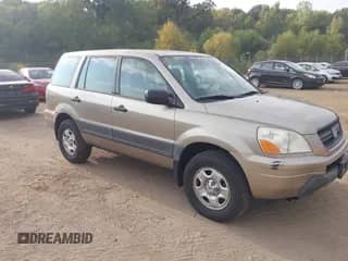 2005 Honda Pilot LX with VIN 2HKYF18115H562424, listed as a IAAI auction lot 43188051 with 177,182 mi miles and . Bid and sale history available at DreamBid. Image 1.