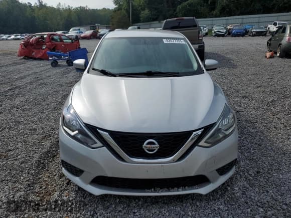 ✅ 2017 Nissan Sentra S • VIN: 3N1AB7AP1HY307894 • Lot: 82077355. Wystawiony na Copart z przebiegiem 182 292 mil. Bezpłatny archiwum sprzedaży aukcyjnych z USA i szczegółowy raport historii pojazdu na DreamBid. Zdjęcie 5.