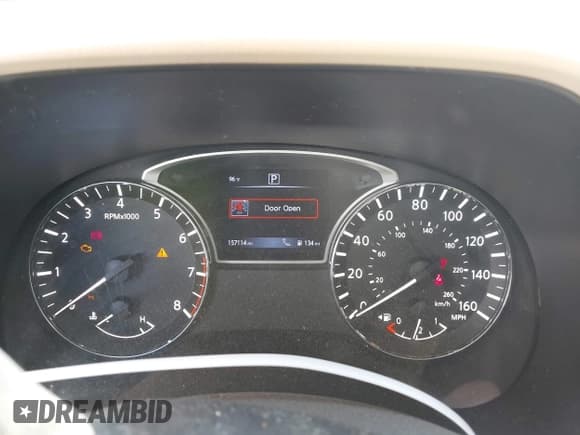 ✅ 2016 Nissan Pathfinder Platinum • VIN: 5N1AR2MN8GC612429 • Lot: 43721825. Listed on IAAI with 157,114 mi. Free auction sales archive from the USA and detailed vehicle history report at DreamBid. Image 7.