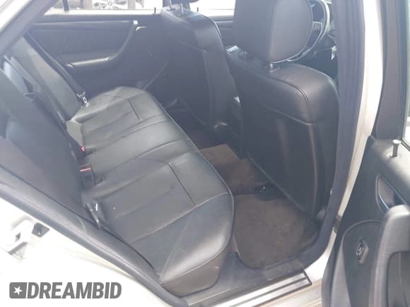 ✅ 1999 Mercedes-Benz C 230/260/280/320 • VIN: WDBHA29G1XA781478 • Lot: 42051212. Listed on IAAI with Not provided. Free auction sales archive from the USA and detailed vehicle history report at DreamBid. Image 8.