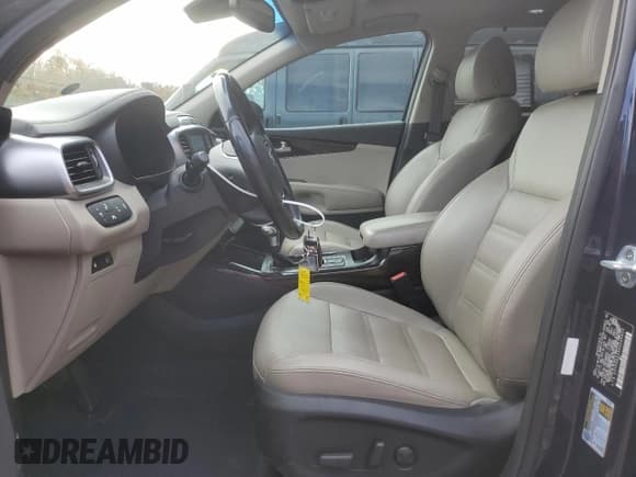 ✅ 2019 Kia Sorento EX • VIN: 5XYPHDA55KG526825 • Лот: 91268235. Опубликован ранее на Copart с пробегом 108 660 миль. Бесплатный доступ к архиву аукционных продаж из США и подробный отчёт об истории автомобиля на DreamBid. Изображение 7.