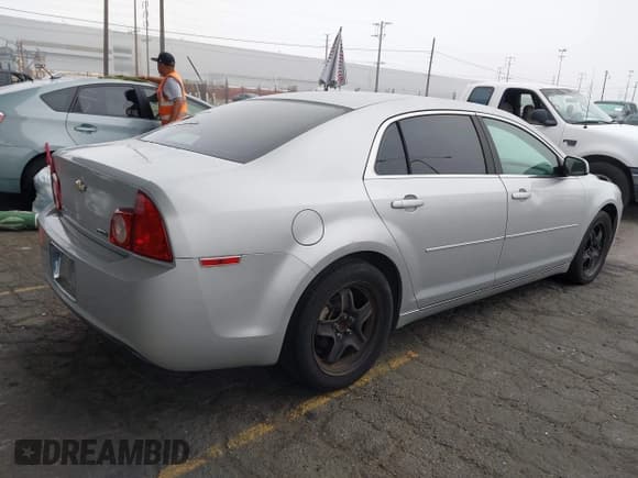 ✅ 2010 Chevrolet Malibu 1LT • VIN: 1G1ZC5E07AF197499 • Лот: 43402027. Опубликован ранее на IAAI с пробегом Не указан. Бесплатный доступ к архиву аукционных продаж из США и подробный отчёт об истории автомобиля на DreamBid. Изображение 4.