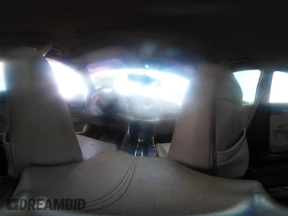 ✅ 2015 Honda Accord EX-L • VIN: 1HGCR2F84FA182270 • Lot: 42480541. Wystawiony na IAAI z przebiegiem 228 081 mil. Bezpłatny archiwum sprzedaży aukcyjnych z USA i szczegółowy raport historii pojazdu na DreamBid. Zdjęcie 17.