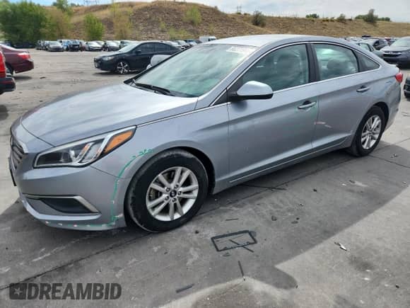 2016 Hyundai Sonata 2.4L z VIN 5NPE24AF1GH397645, wystawiony jako Copart lot #80271905 z przebiegiem 134 802 mil mil oraz Szkoda całkowita • Salvage title. Historia ofert i sprzedaży dostępna na DreamBid. Obrazek 1.