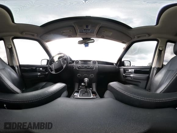 ✅ 2011 Land Rover LR4 HSE • VIN: SALAG2D40BA583460 • Lot: 42795572. Listed on IAAI with 152,303 mi. Free auction sales archive from the USA and detailed vehicle history report at DreamBid. Image 18.