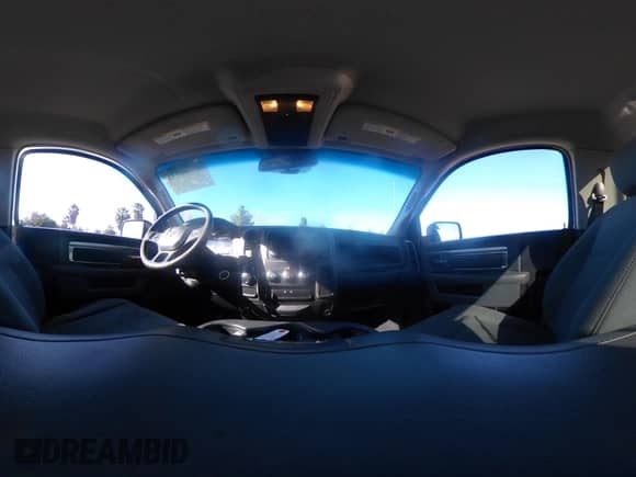 2016 Ram 1500 Tradesman с VIN 3C6JR6DG8GG239636, выставлен на аукционе IAAI как лот 41366332 с пробегом 117 082 миль миль и . История ставок и продаж доступна на DreamBid. Изображение 18.